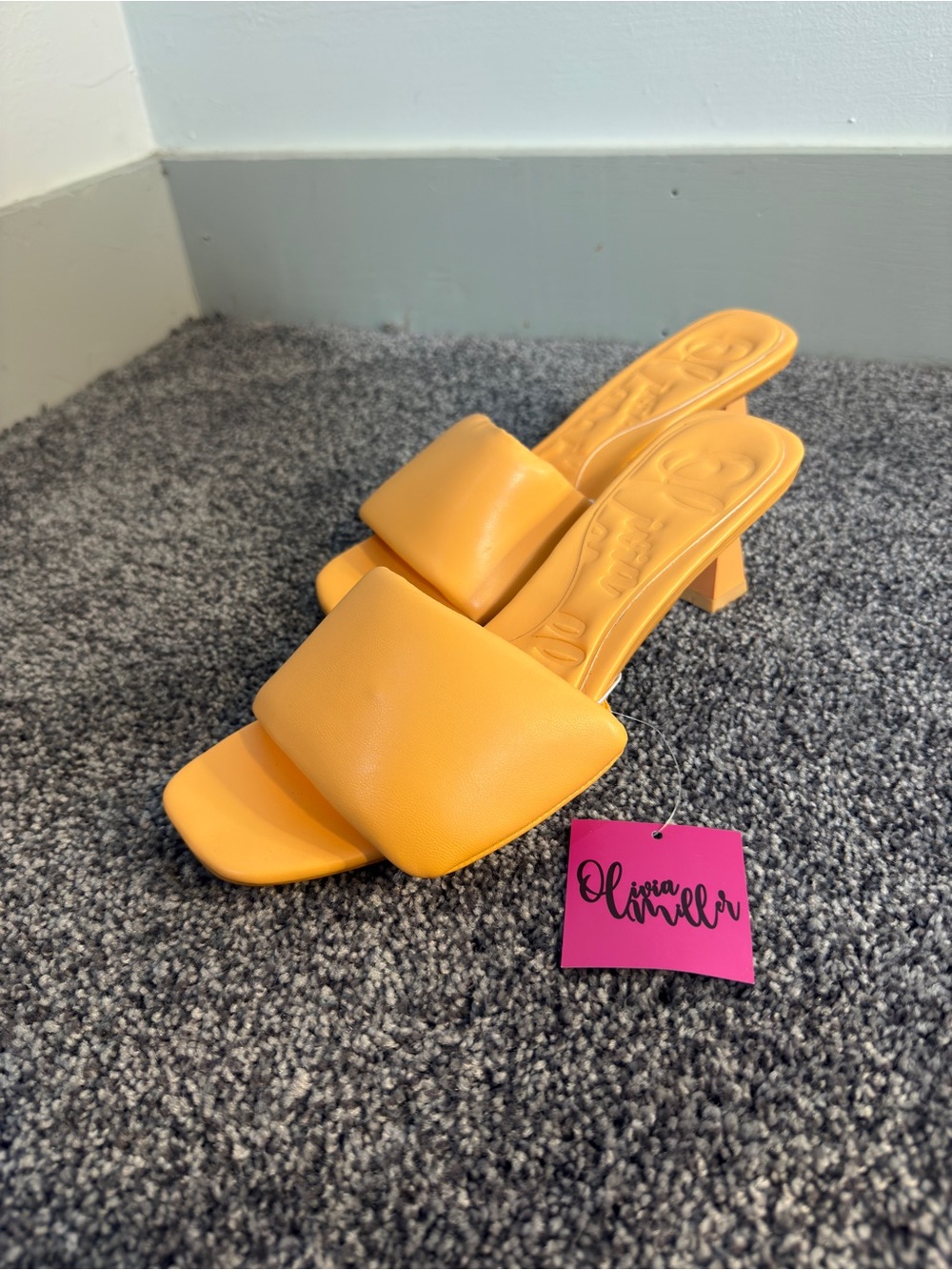 Olivia Miller Allure Puffy Slide Heels Orange Size 7.5 NWT